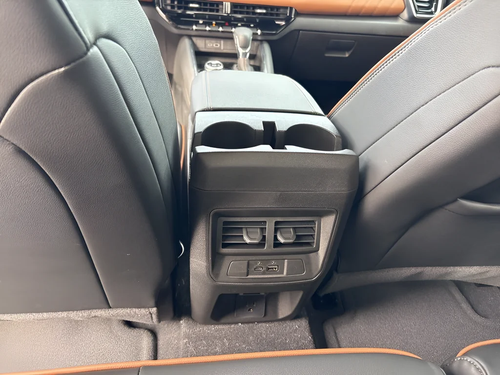 2026 GMC Canyon AT4 - Photo 16