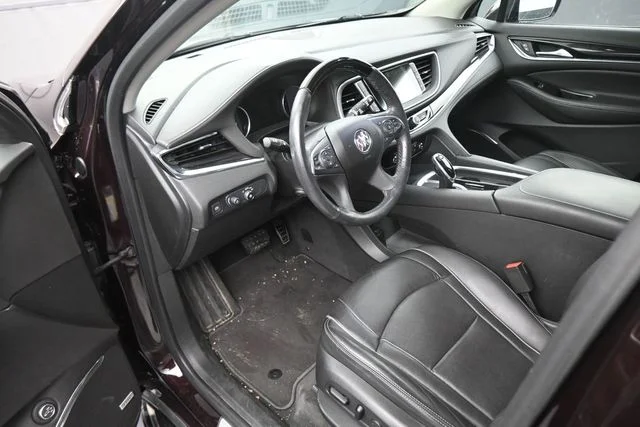 Used 2020 Red Buick Avenir image 22