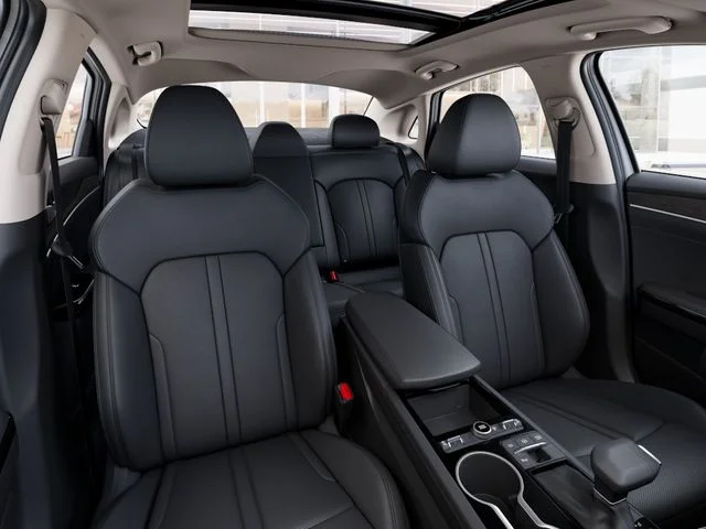 New 2026 White Kia EX image 15