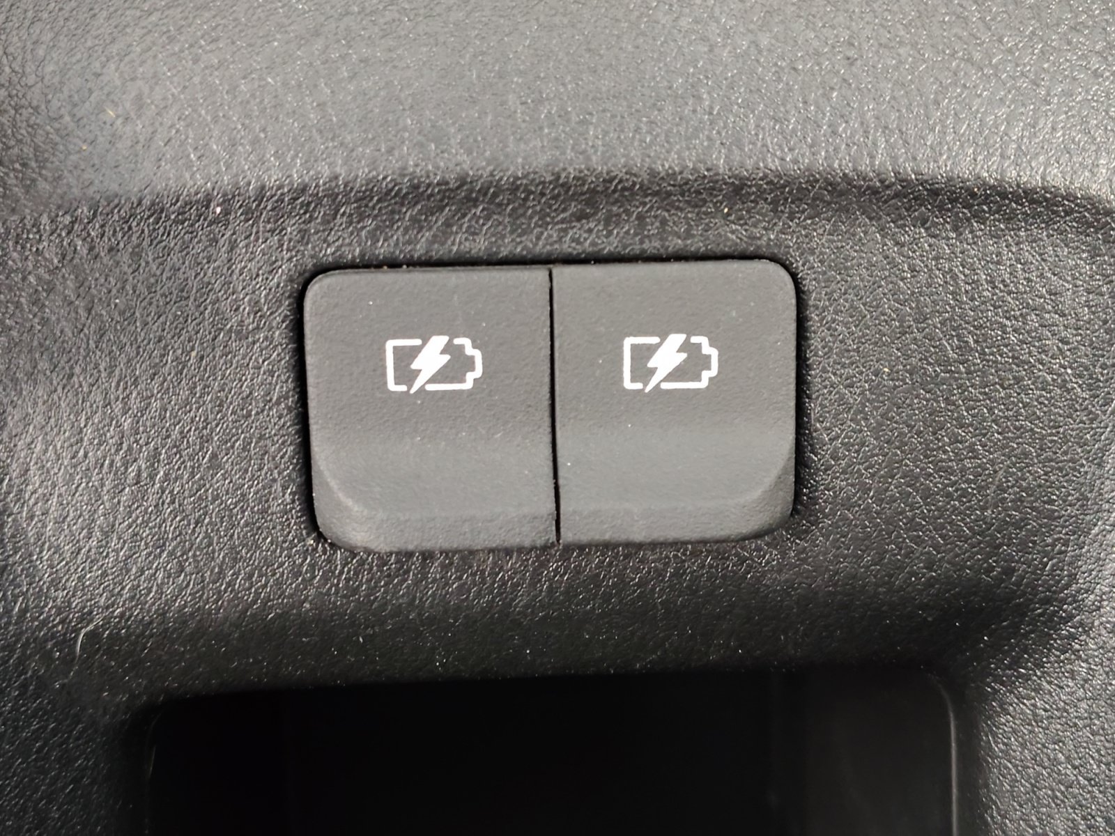 Used 2024 Electric Blue Metallic Nissan S image 28