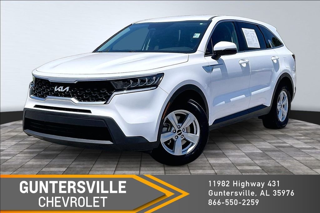 2023 Kia Sorento LX AT's photo