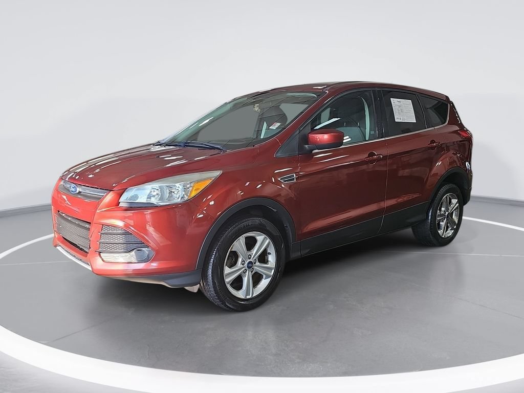 Used 2015 White Ford SE image 9