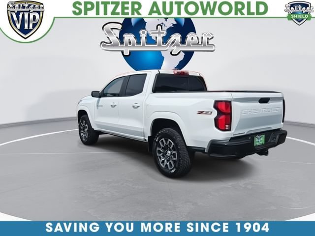 Used 2023 Summit White Chevrolet Z71 image 7
