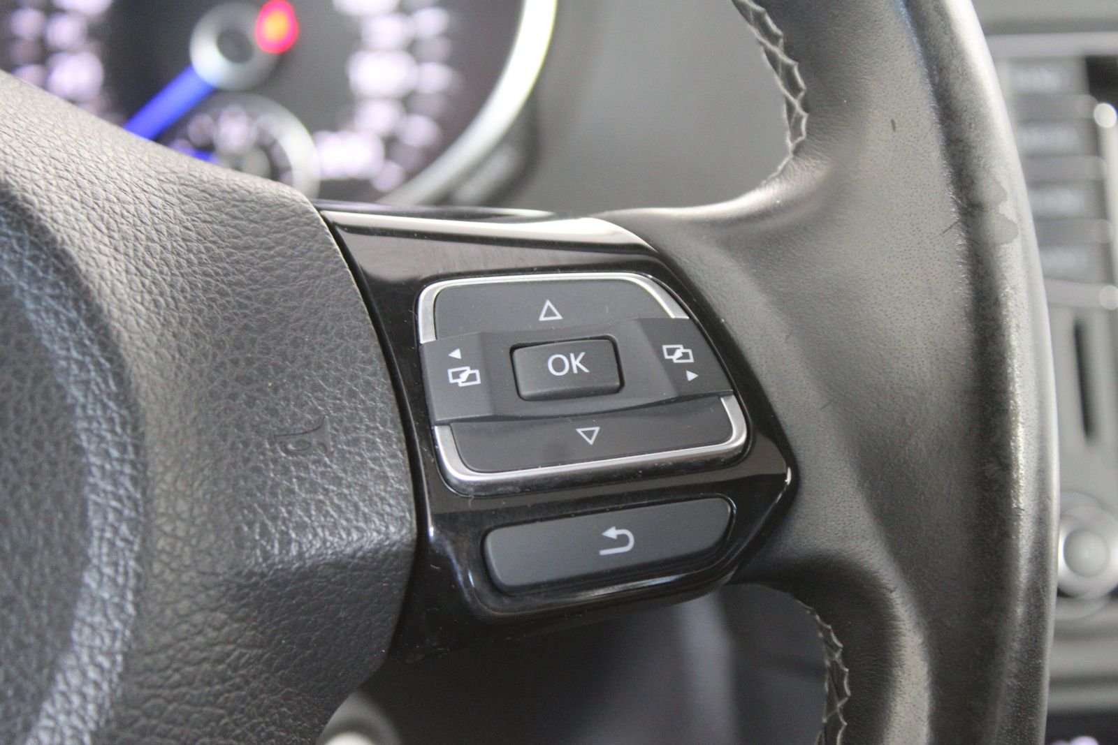Used 2012 Red Volkswagen R image 19