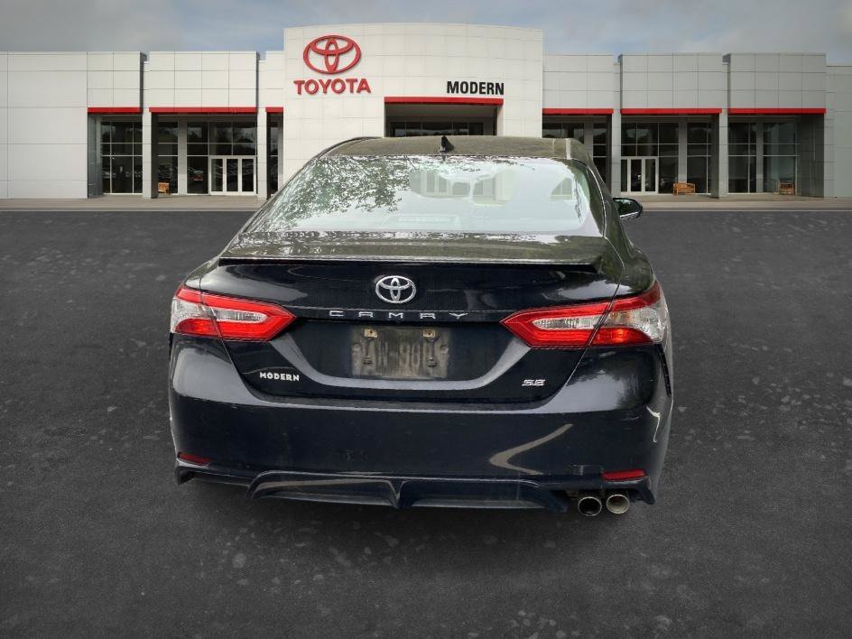 Used 2019 Midnight Black Metallic Toyota SE image 27