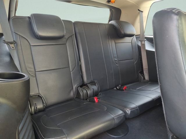 Used 2019 Gray GMC SLE image 29