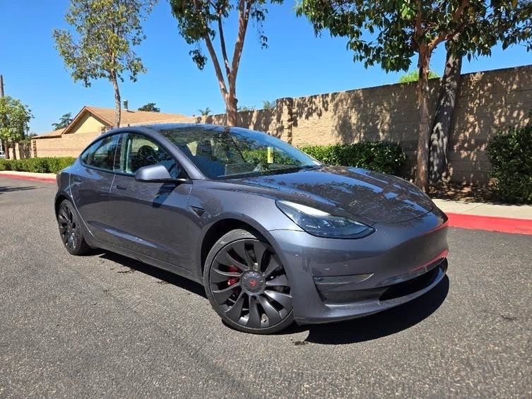 Used 2023  Tesla Performance image 1