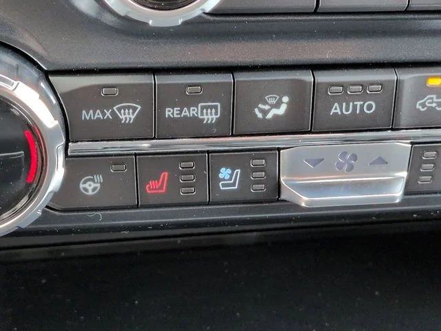 New 2026 Agate Black Metallic Ford Lariat® image 22