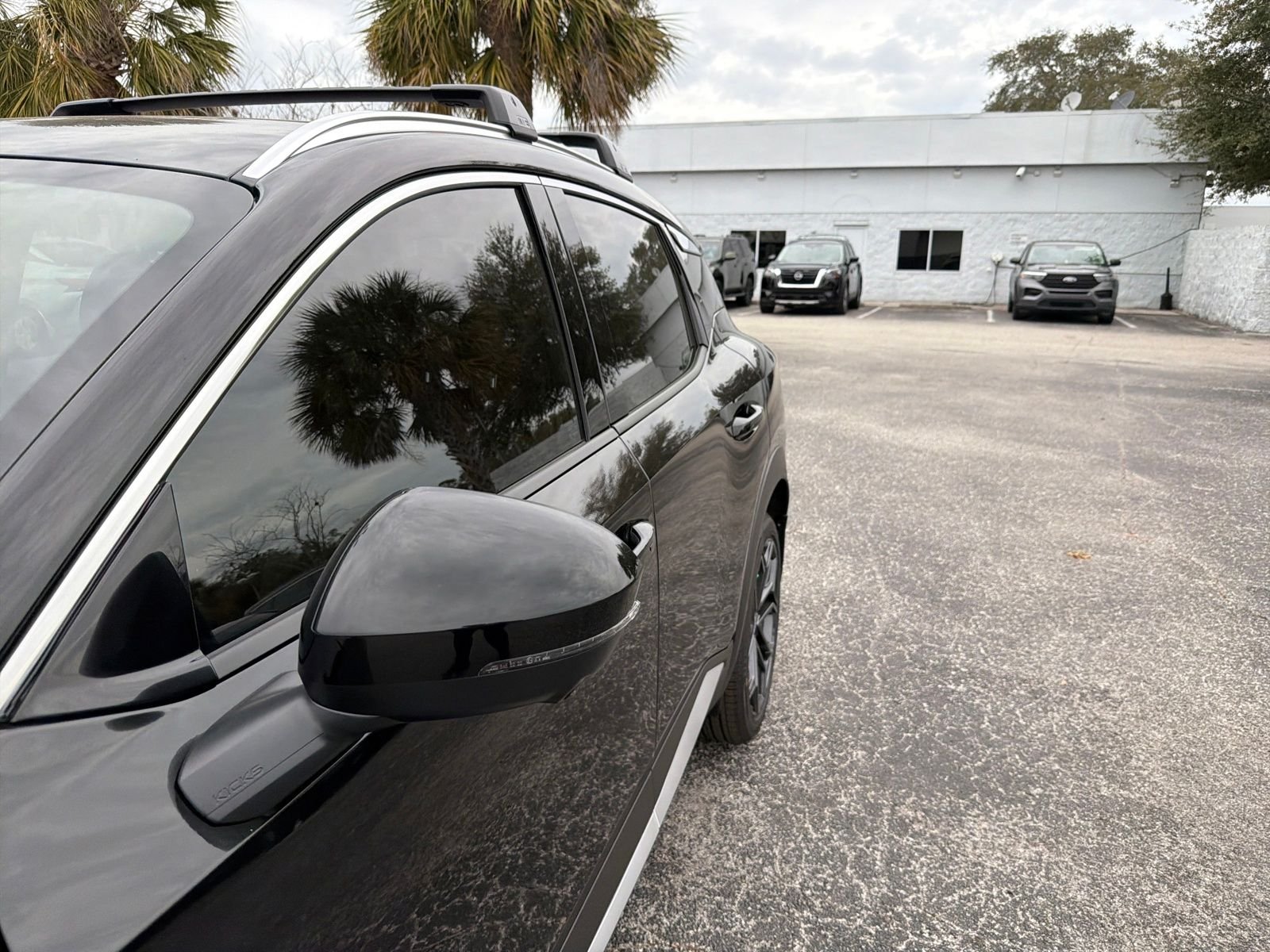 New 2026 Nissan Kicks SR 4D Sport Utility