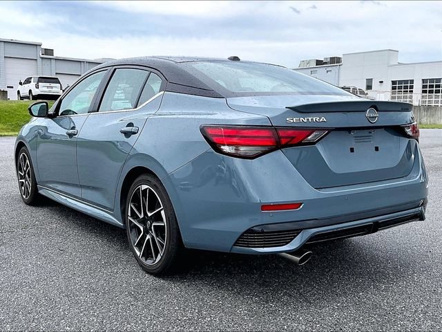 Used 2025 Atlantic Gray Met Nissan SR image 7