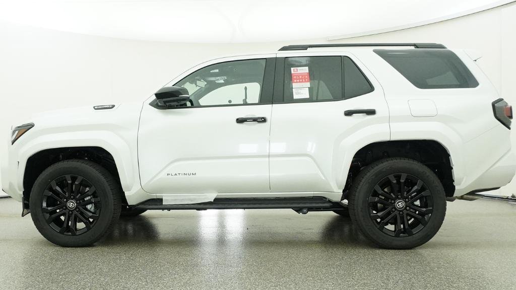 New 2026 Wind Chill Pearl Toyota Platinum image 22