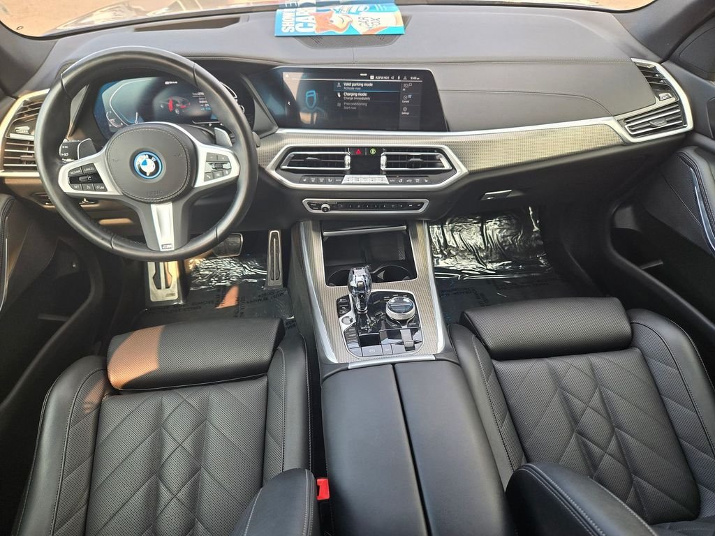 Used 2023 Blue BMW xDrive45e image 9