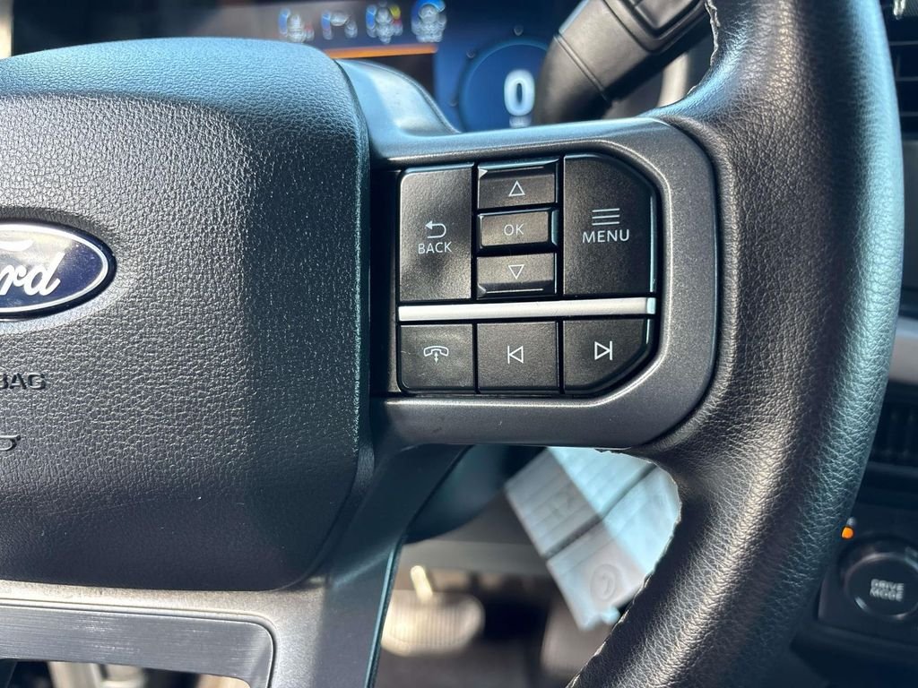 Used 2025 Black Ford XLT image 21