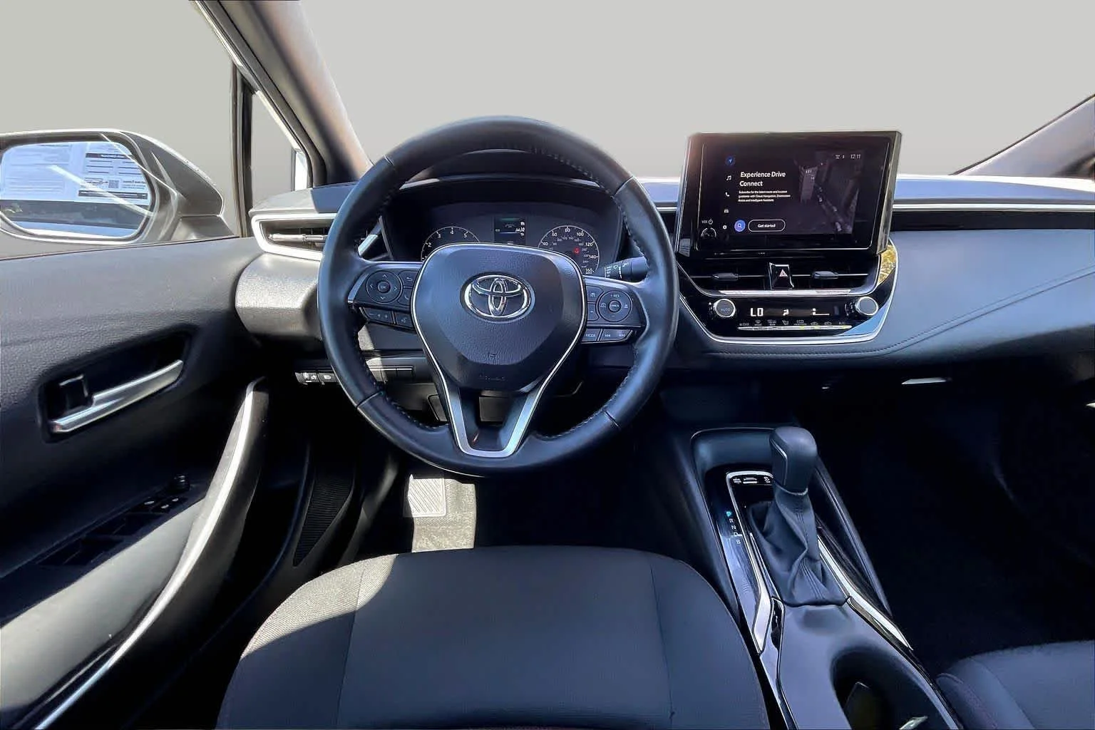 Used 2025 Classic Silver Metallic Toyota SE image 6