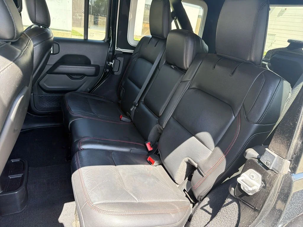 Used 2021 Black Jeep Unlimited Rubicon image 24