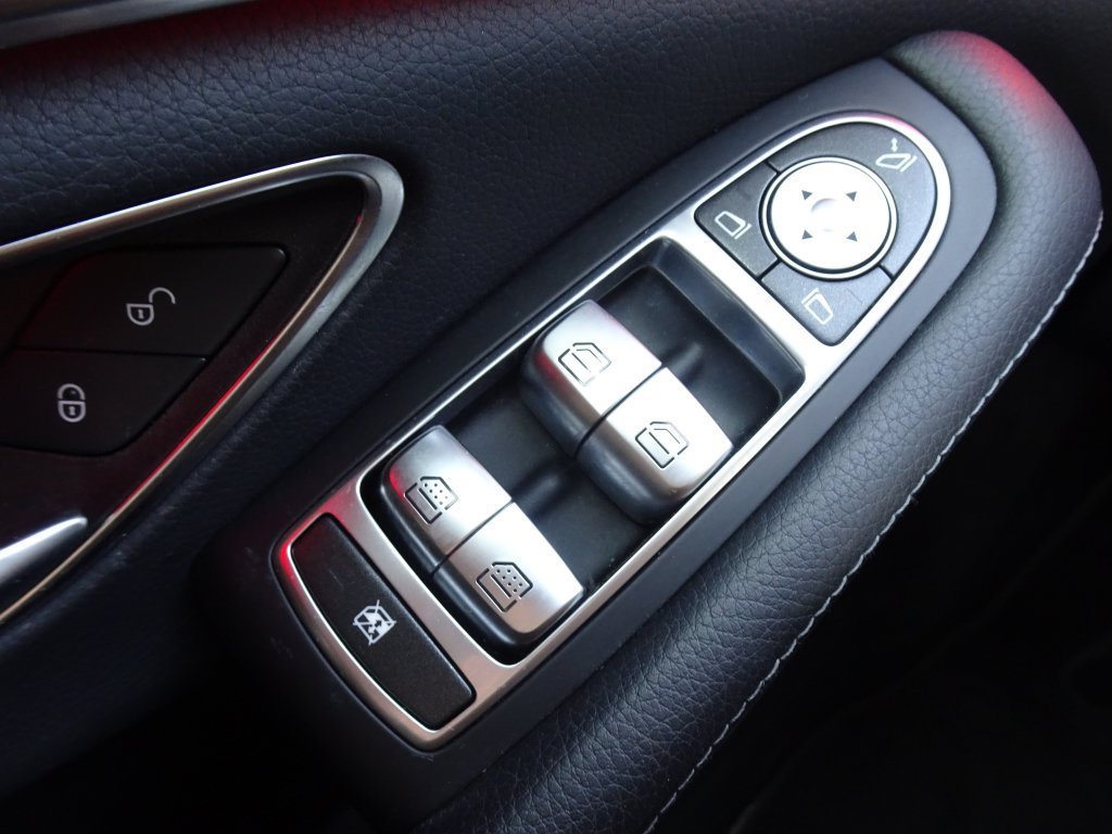 Used 2017 Black Mercedes-Benz S 550 image 26