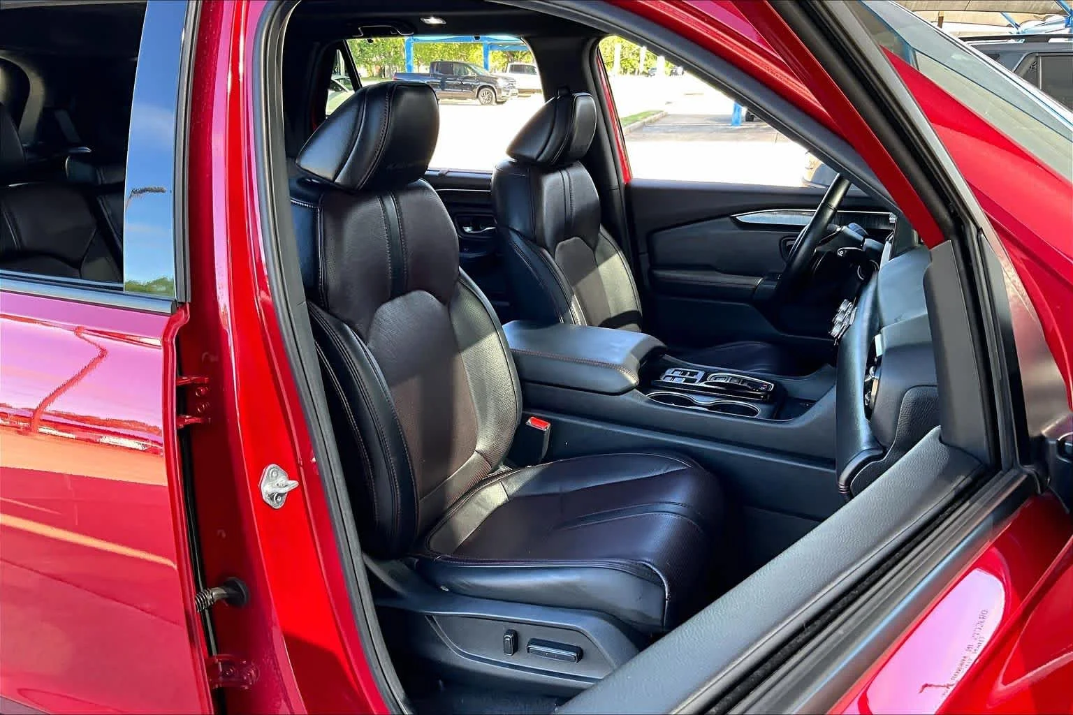 2025 Honda Pilot Black Edition - Photo 9