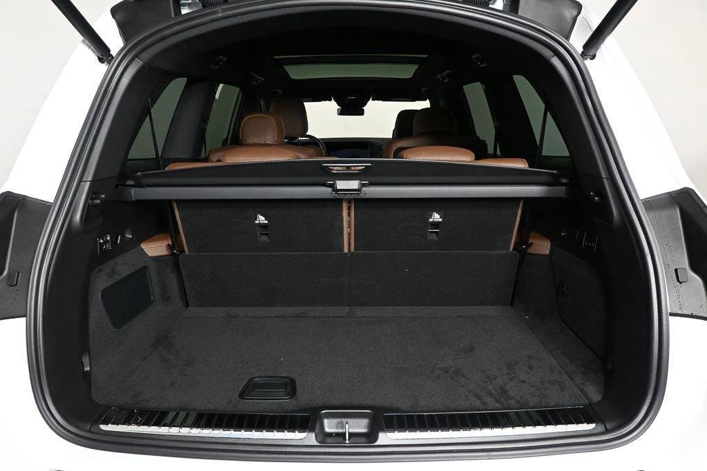 New 2026 MANUFAKTUR Moonlight White Metallic Mercedes-Benz GLS 450 image 68