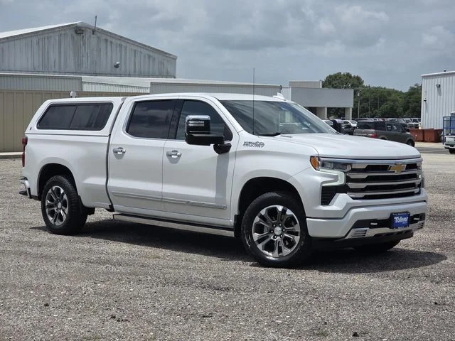 Used 2025 Beige Chevrolet High Country image 2