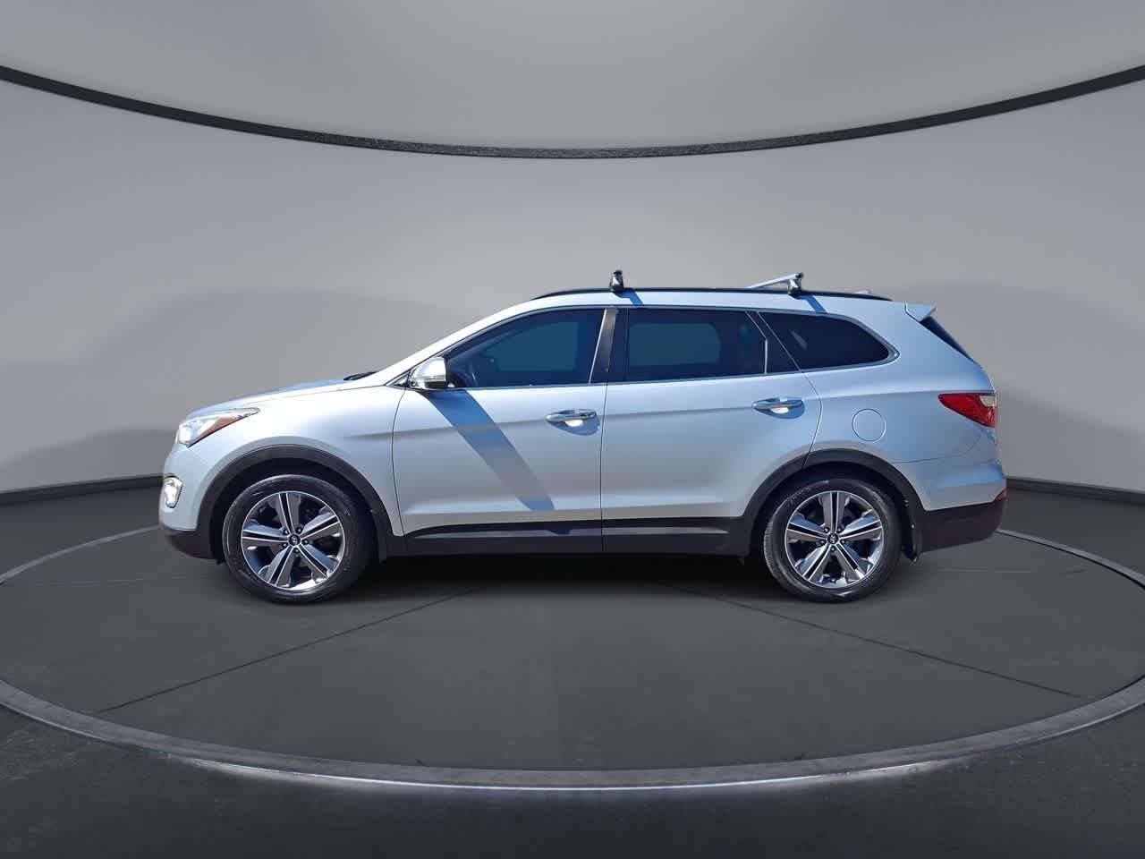 Used 2016 Circuit Silver Hyundai SE image 5