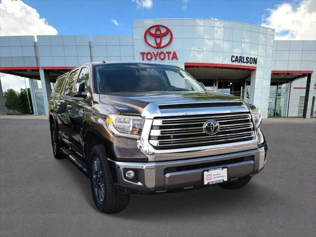 Certified Used 2019 SMOKED MESQUITE Toyota  image 4
