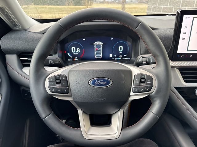 New 2026 Star White Metallic Tri-Coat Ford Active image 18