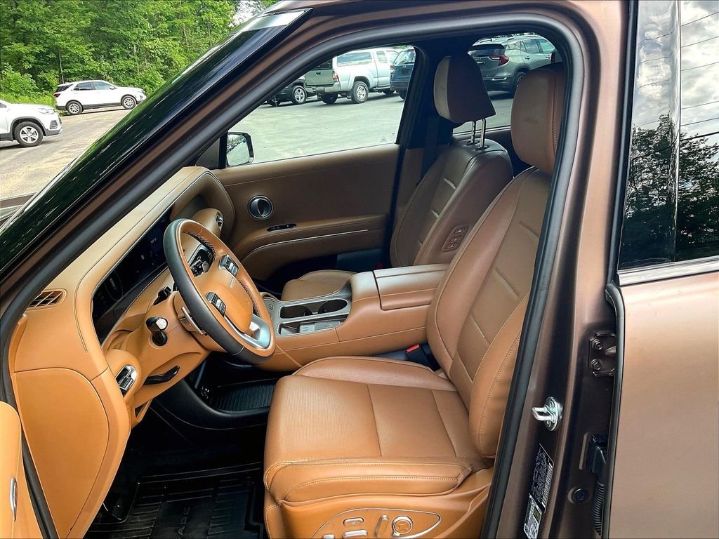 Used 2026 Brown Hyundai Calligraphy image 10