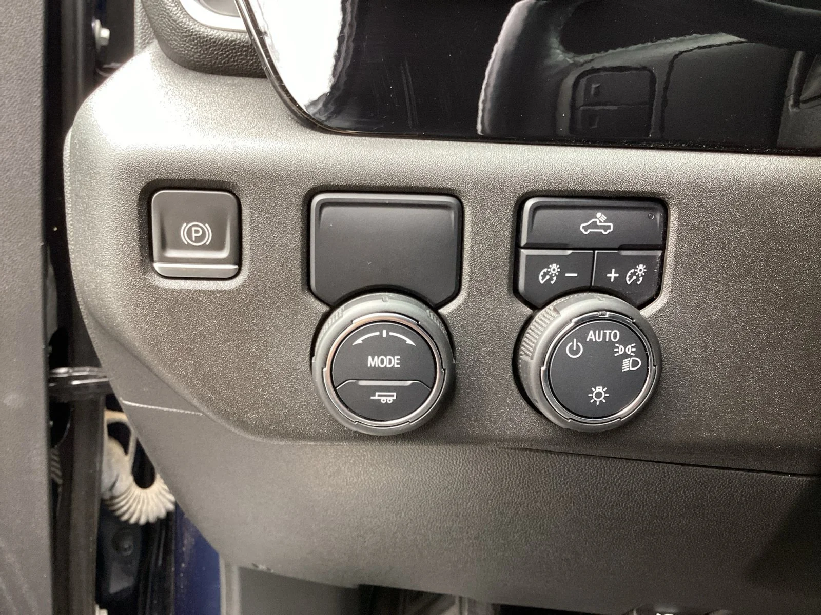 Certified Used 2022 Northsky Blue Metallic Chevrolet LT image 28