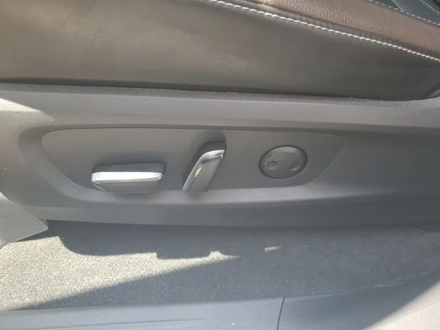 Certified Used 2024 White Nissan Platinum image 27
