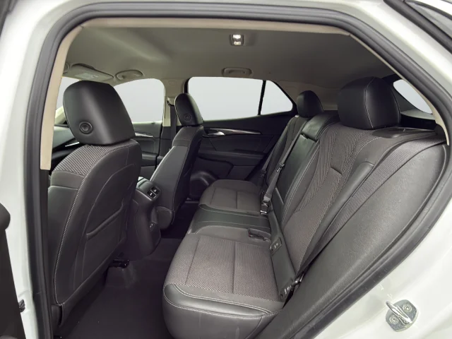 Used 2022 White Buick Preferred image 27