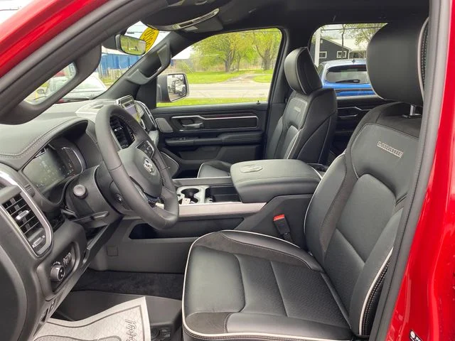 New 2026 Molten Red Pearl-Coat Exterior Paint RAM Laramie image 9