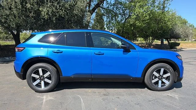 New 2026 Blue Honda Touring image 3