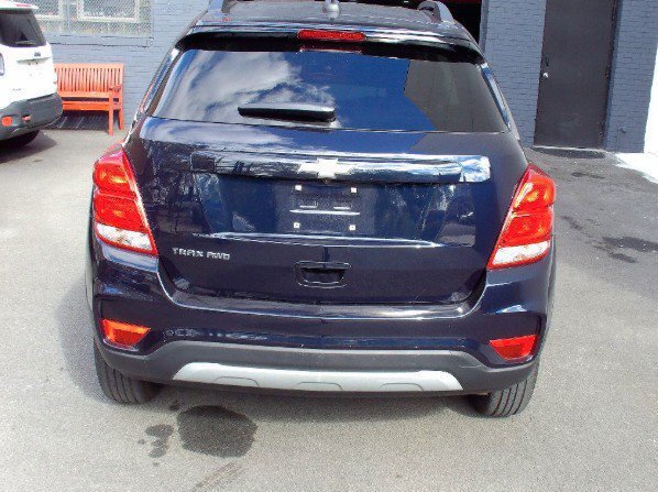 Used 2021 Midnight Blue Metallic Chevrolet LT image 8