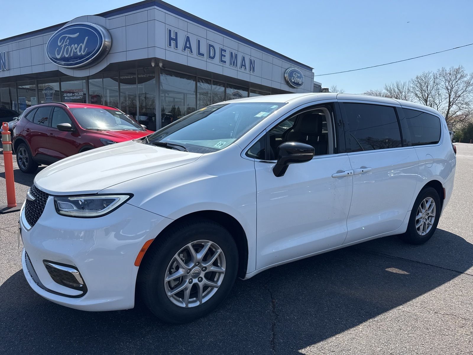 2024 Chrysler Pacifica