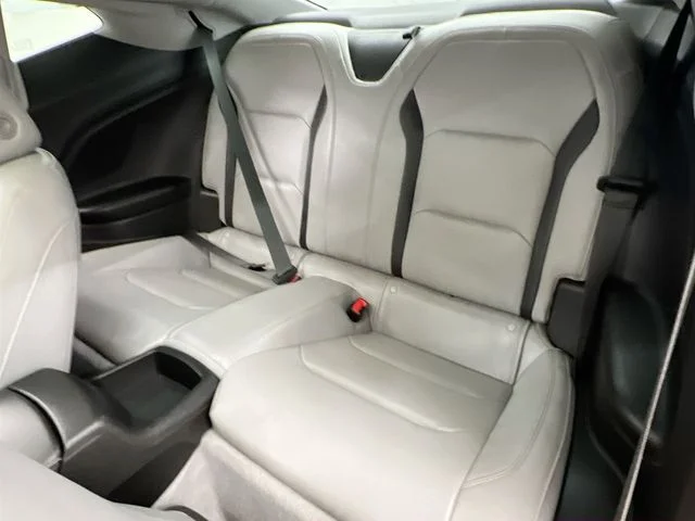 2019 Chevrolet Camaro 3LT - Photo 11