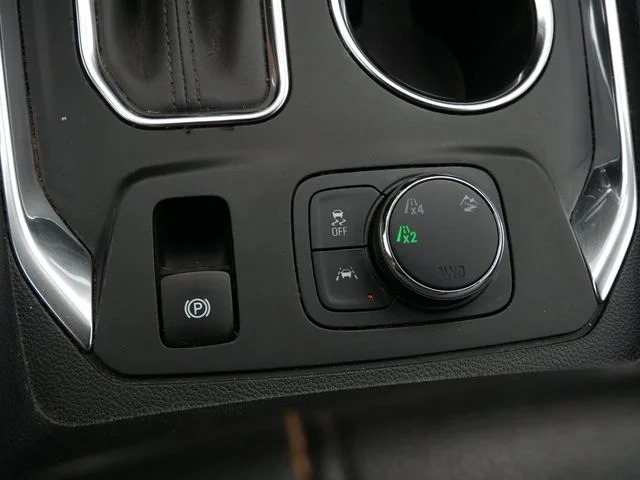 Used 2020 Black Chevrolet LS image 26