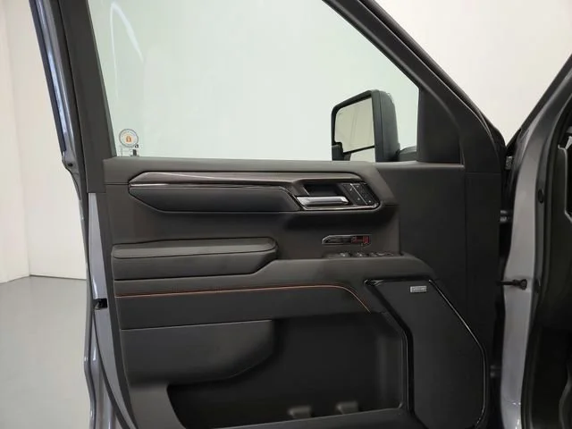 Used 2024 Sterling Metallic GMC AT4 image 31