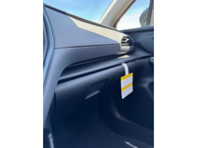 New 2026 LITHIUM RED PEARL Subaru Premium image 33