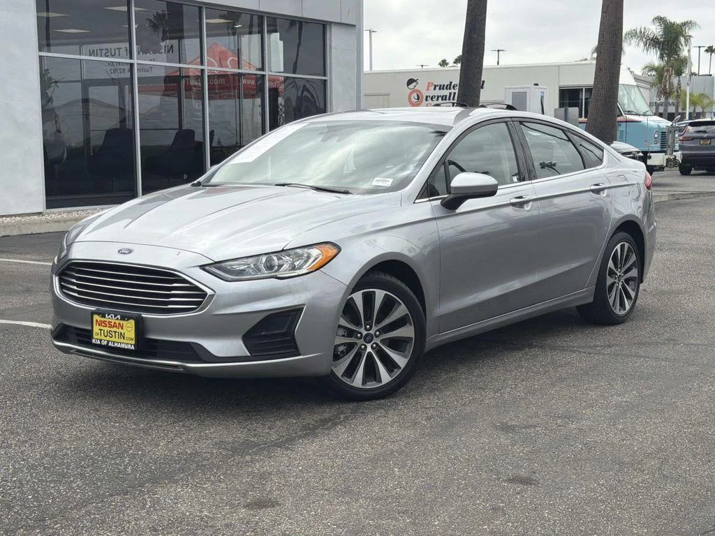 2020 Ford Fusion SE AWD's photo