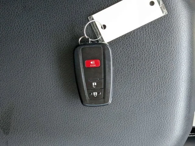 Used 2022 Classic Silver Toyota Limited image 34