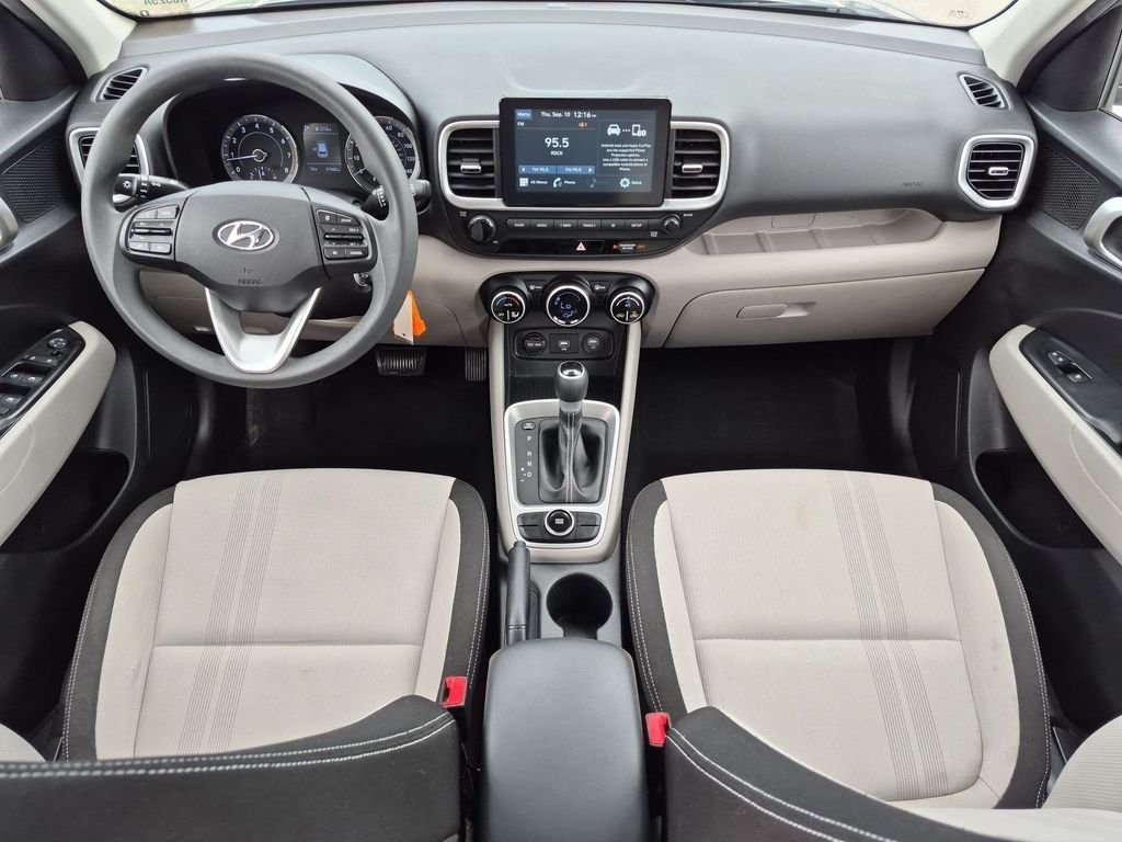 Used 2020 Gray Hyundai SEL image 24