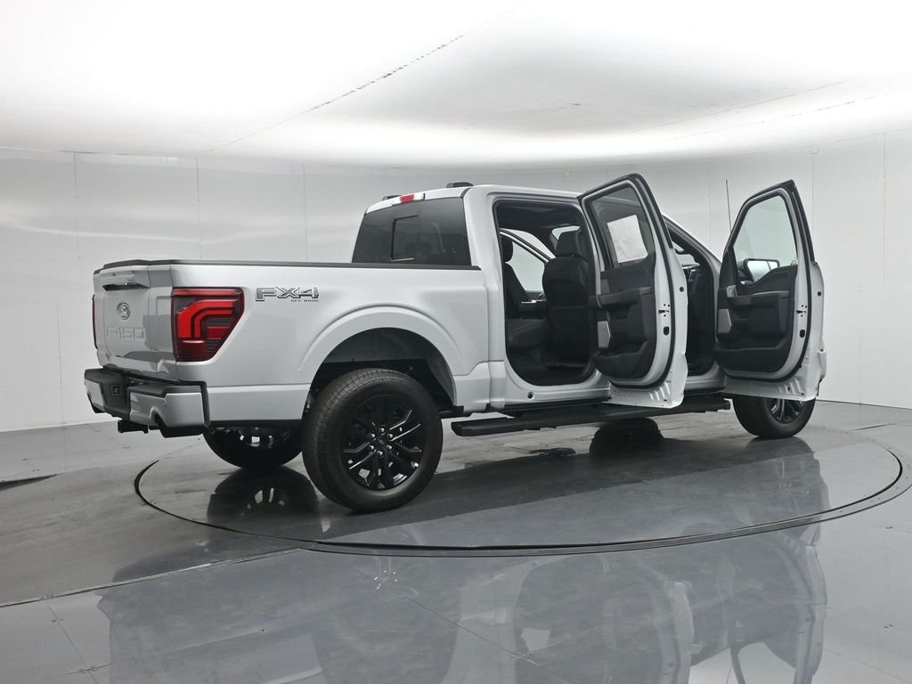 New 2026 Avalanche Ford Lariat image 5