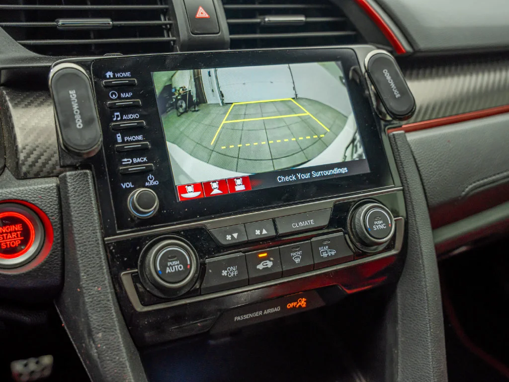 Used 2021 White Honda Touring image 32