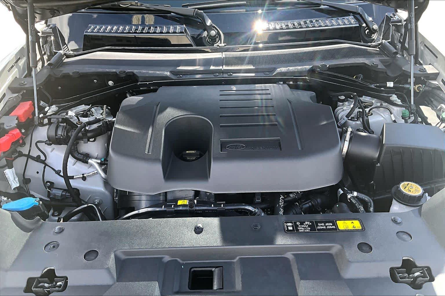 Used 2026 Borasco Grey Metallic Land Rover X image 31