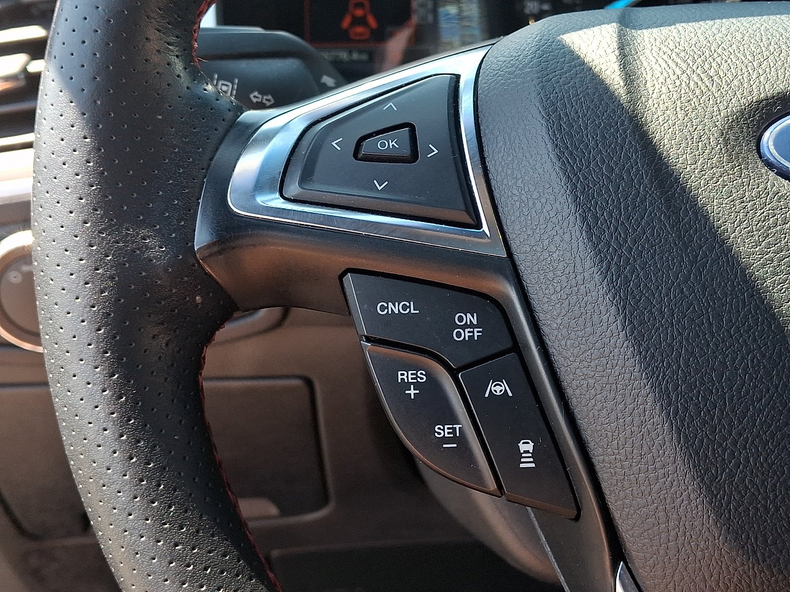 Used 2020 Agate Black - UM Ford ST Line image 23