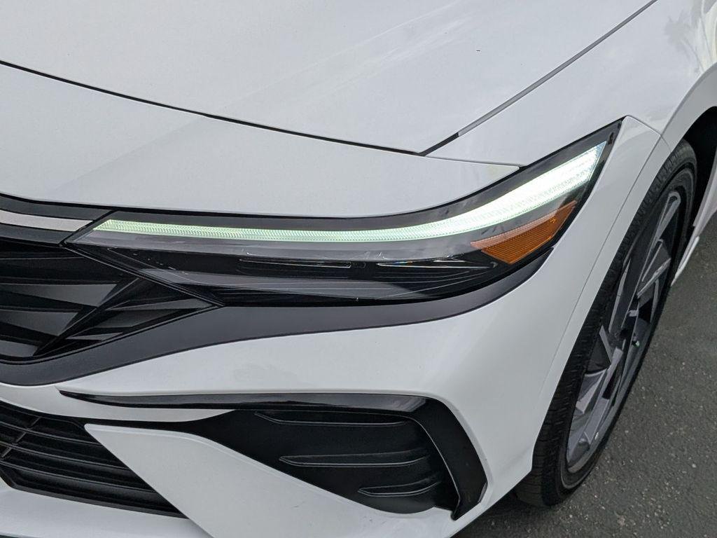 New 2026 White Hyundai Limited image 9