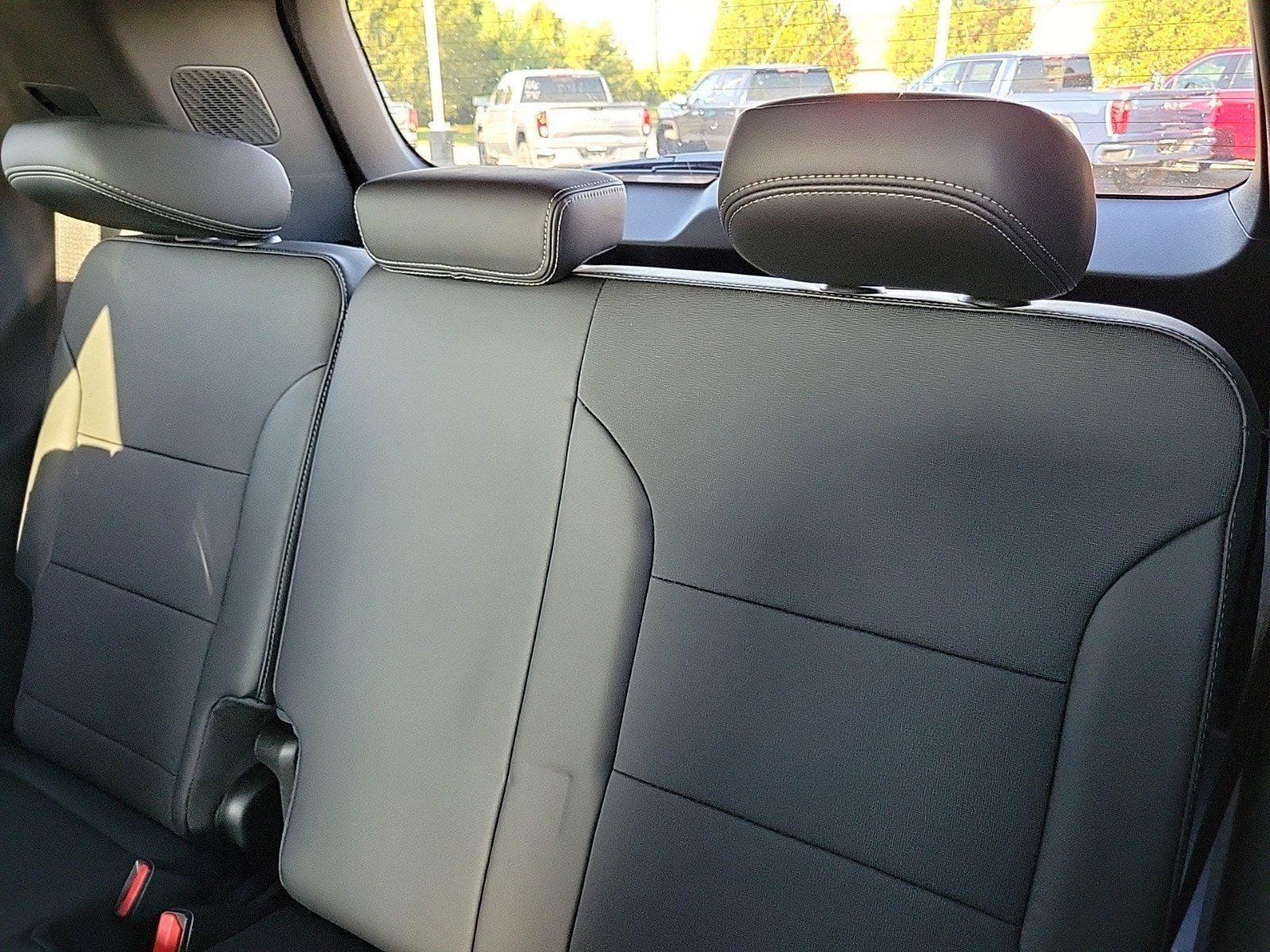 2026 Buick Enclave Preferred - Photo 11