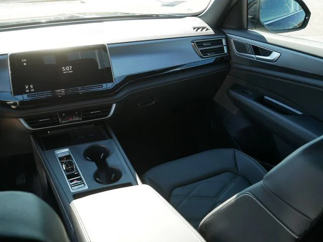 New 2026 Black Volkswagen 2.0T SE image 10