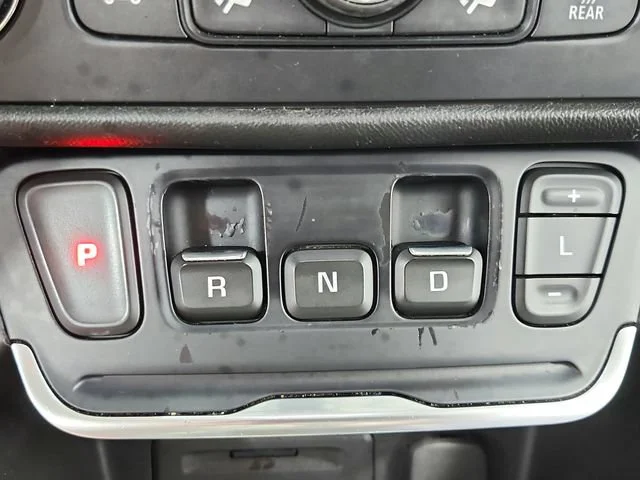 Used 2019 RED QUARTZ TINTCOAT GMC Denali image 29