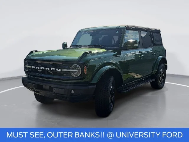 Used 2022 Green Ford Outer Banks image 7